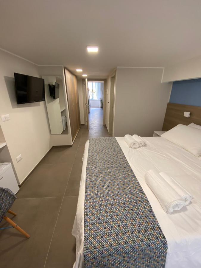 Coreammare Naples